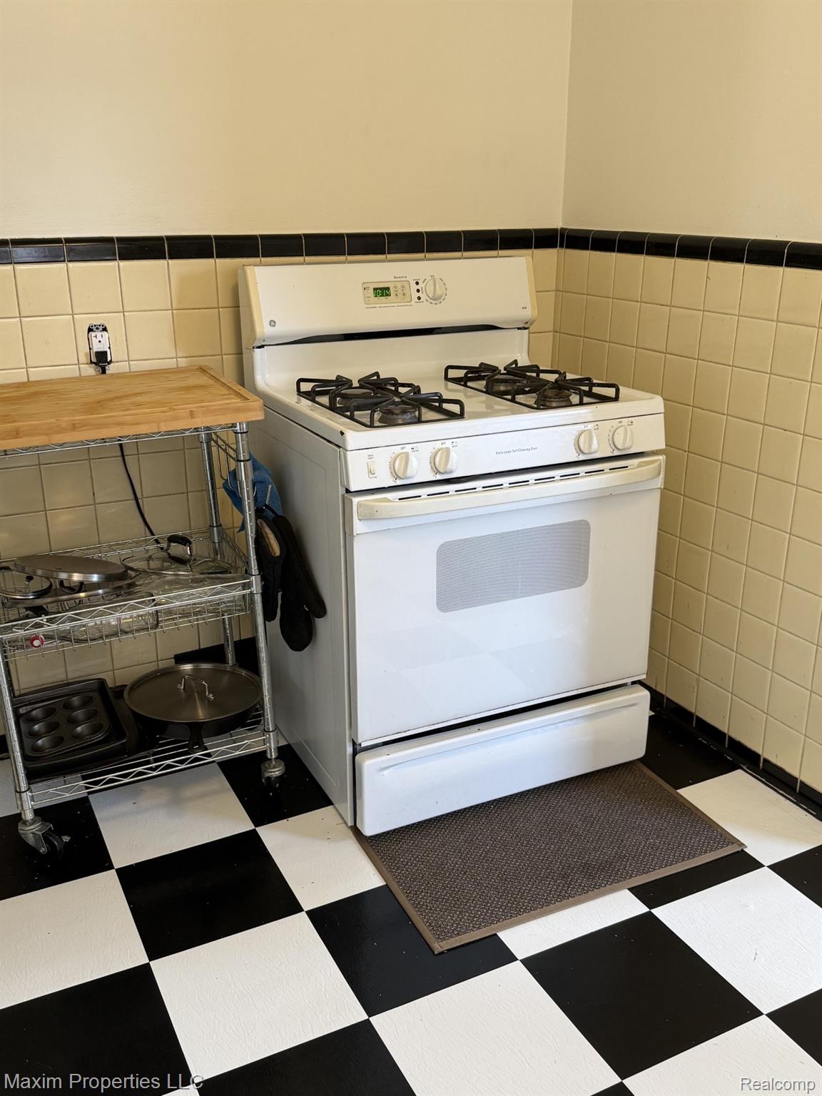 18485 Monte Vista Street