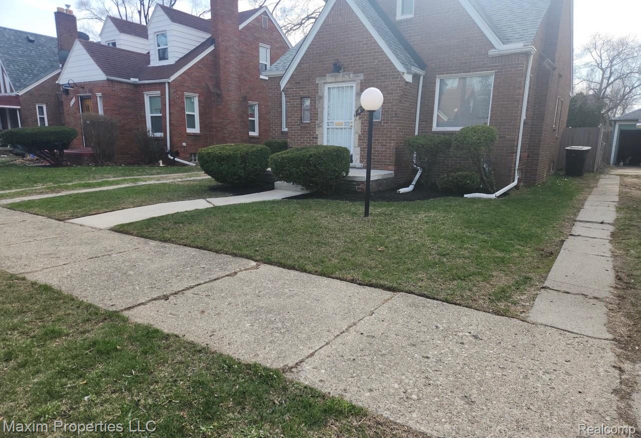 18485 Monte Vista Street