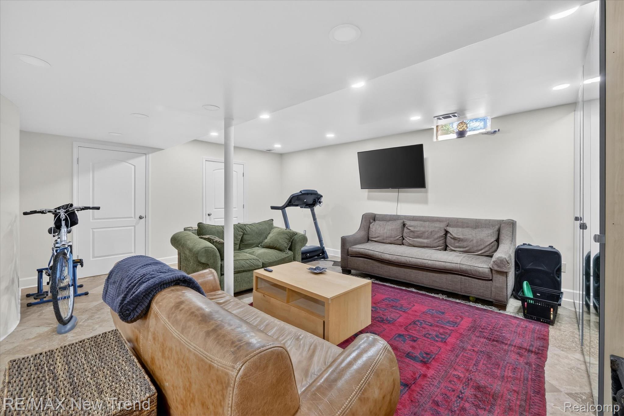 5721 Coralwood Court