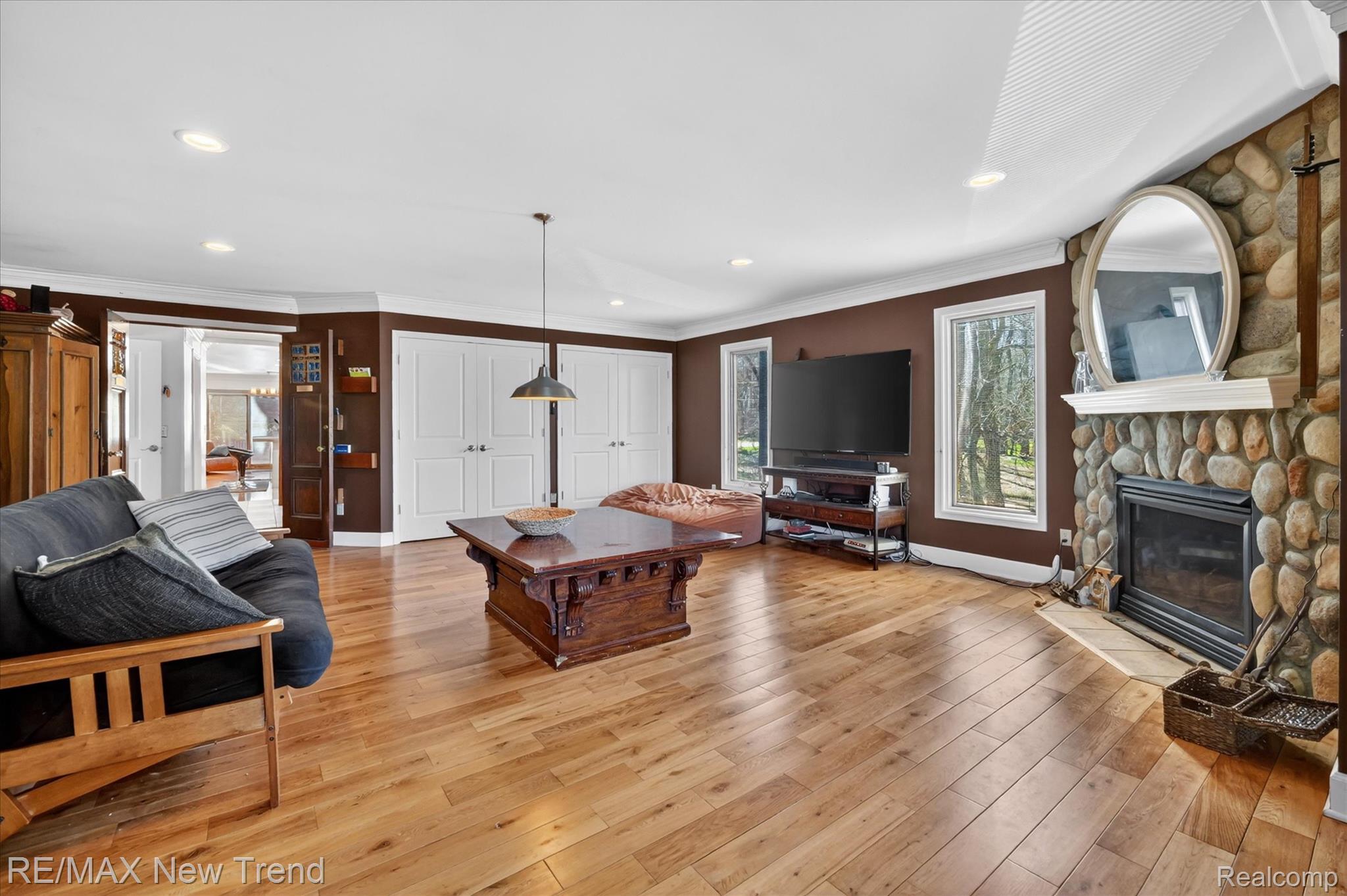 5721 Coralwood Court