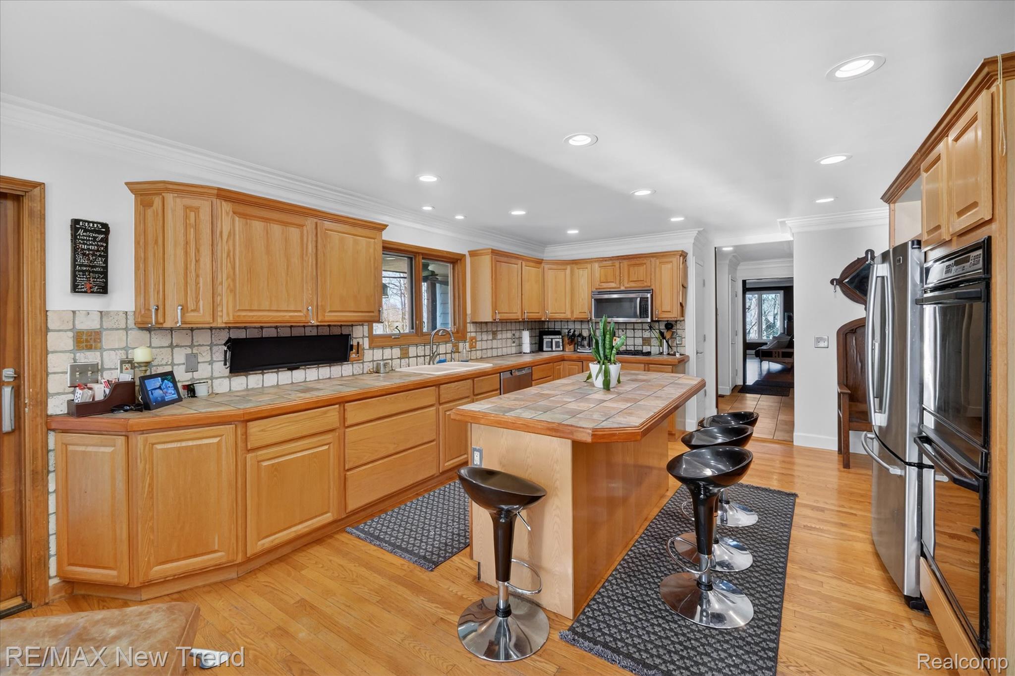 5721 Coralwood Court