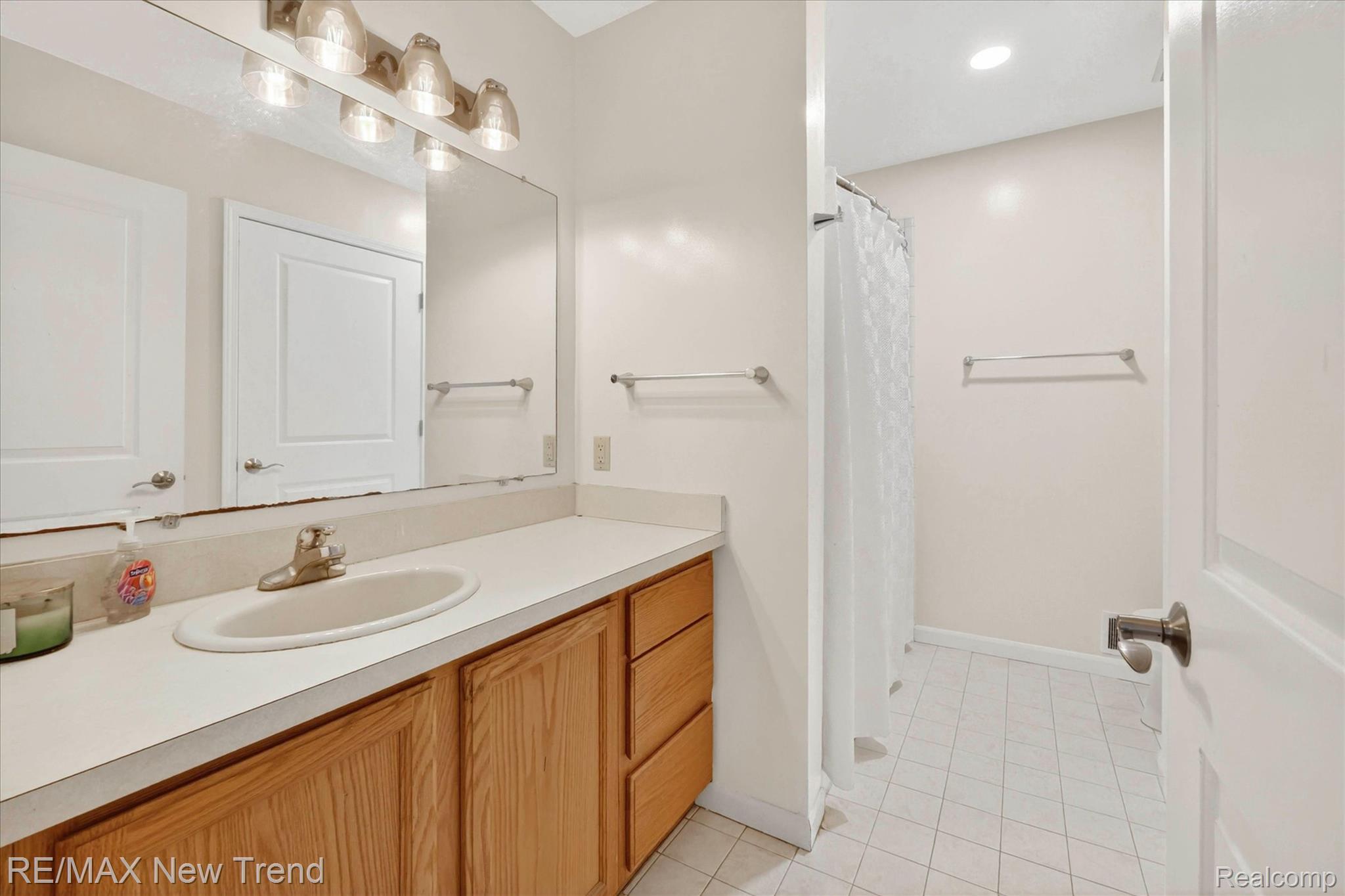 5721 Coralwood Court