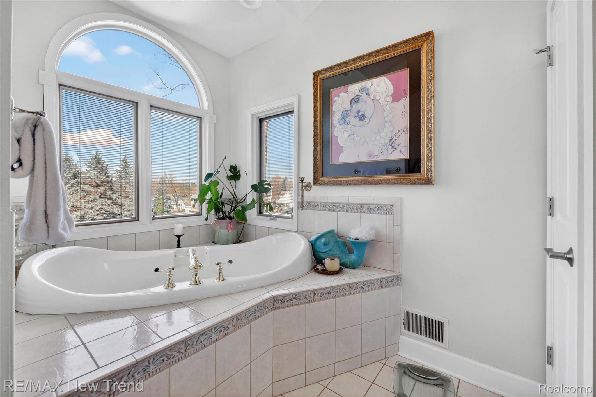 5721 Coralwood Court