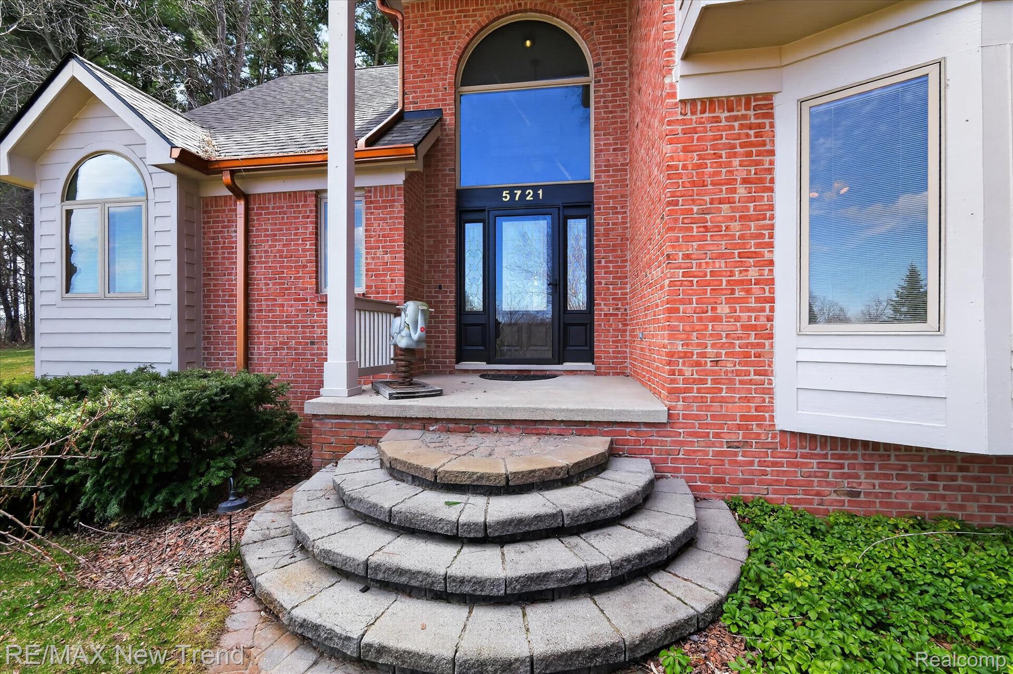 5721 Coralwood Court