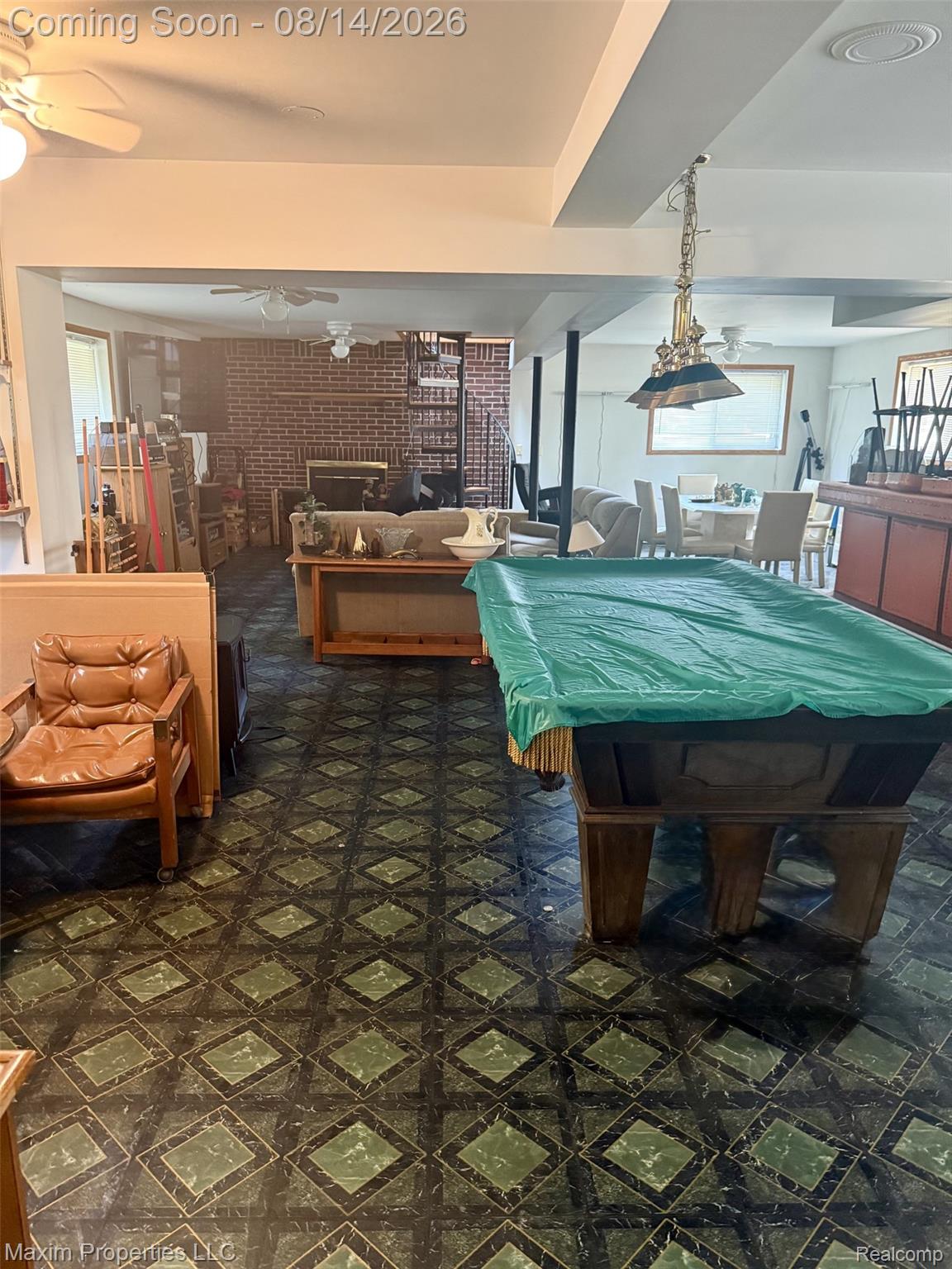 2595 Evergreen Lane