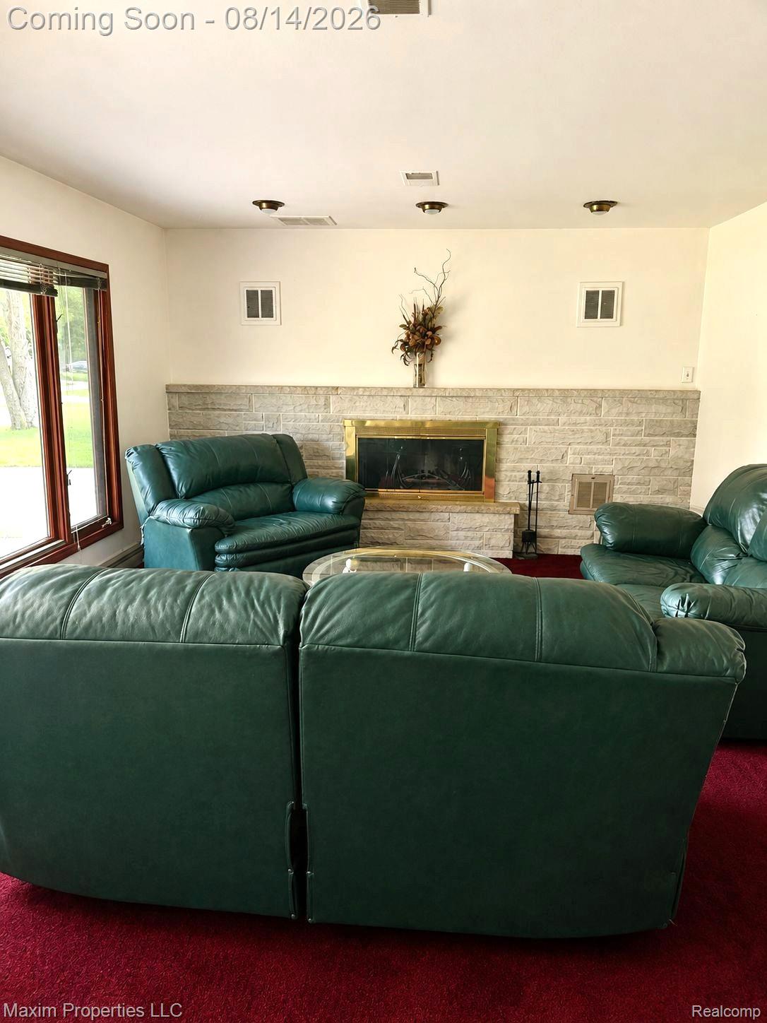 2595 Evergreen Lane