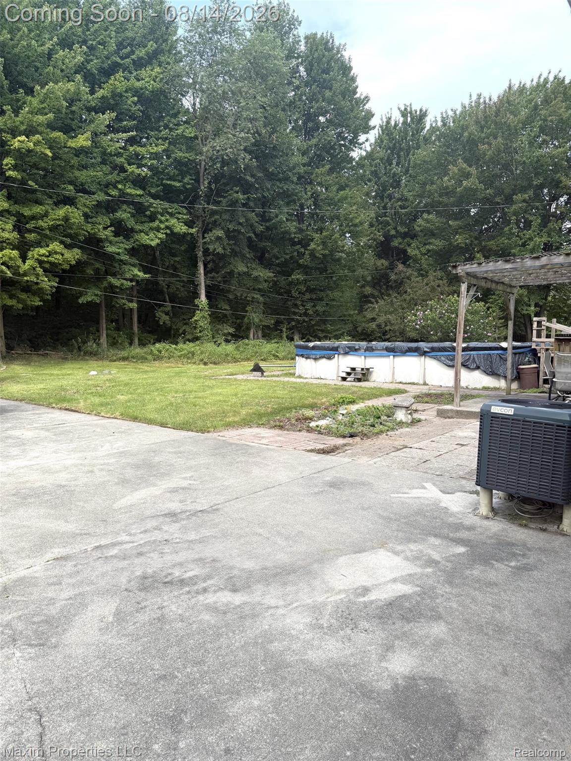 2595 Evergreen Lane