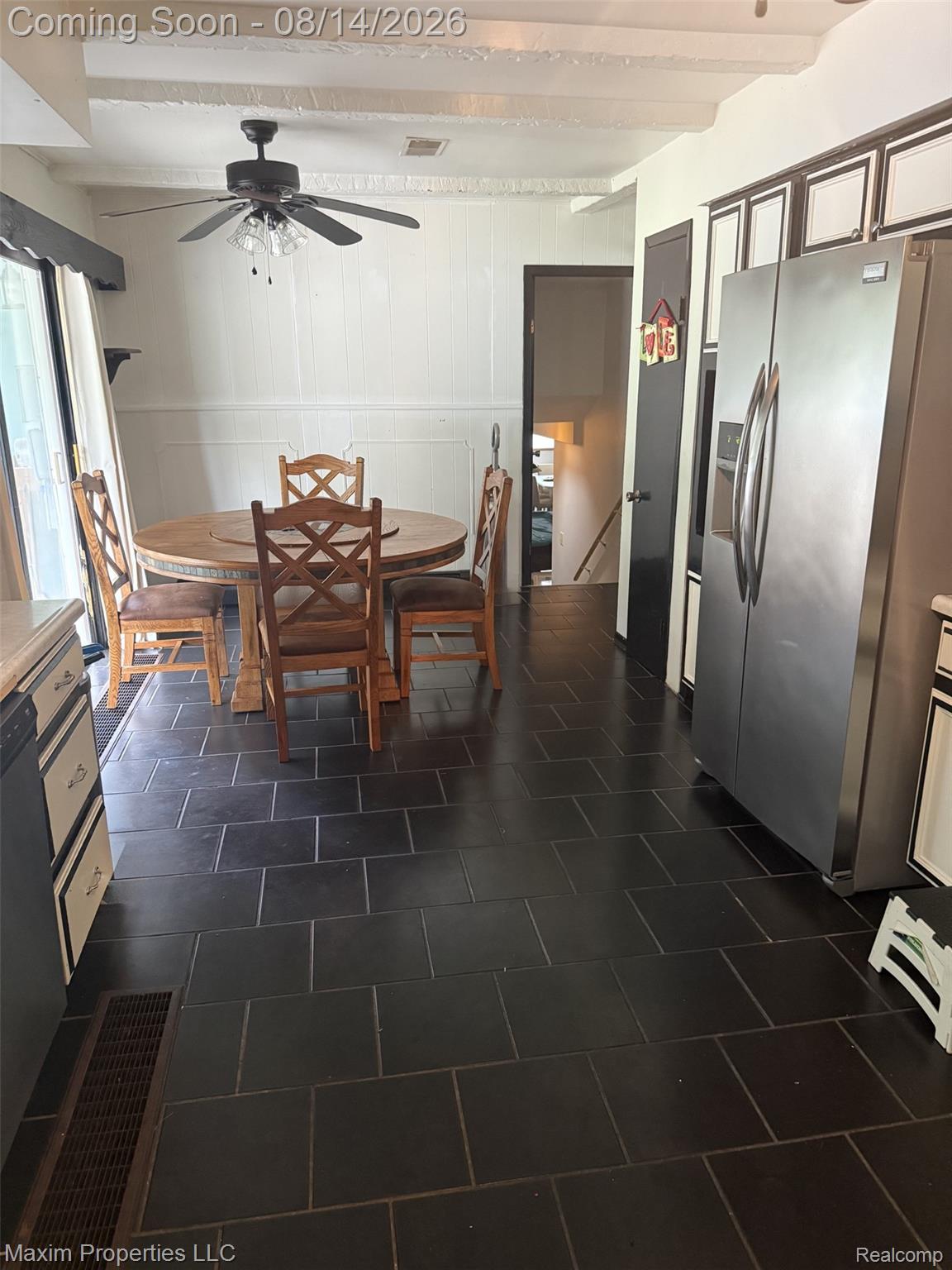 2595 Evergreen Lane