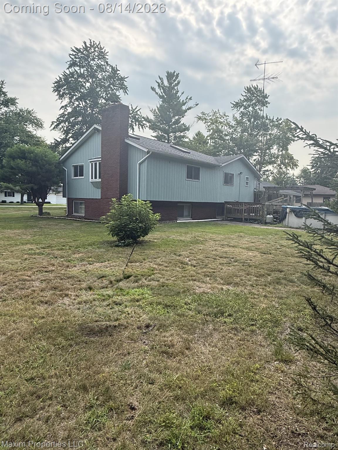 2595 Evergreen Lane