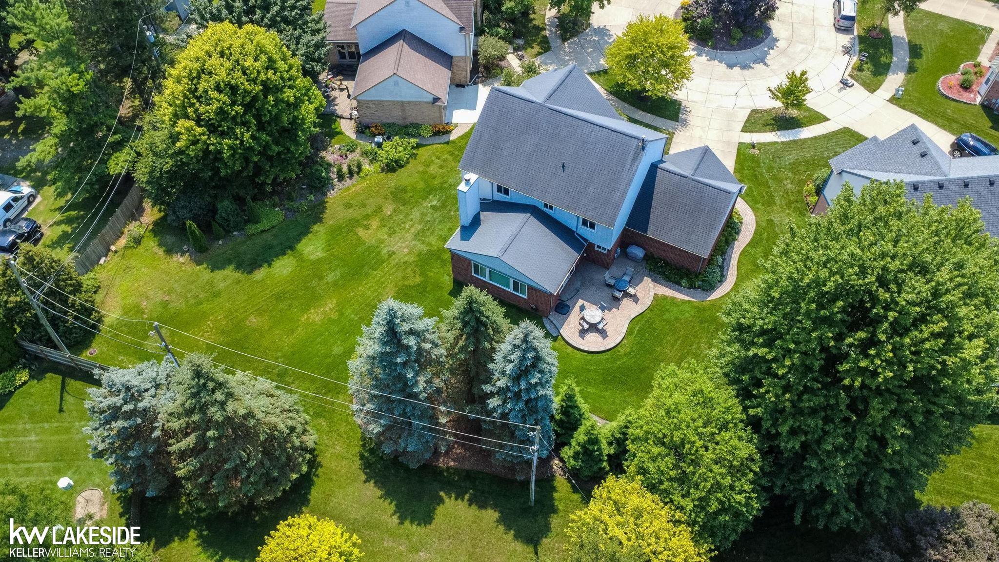 2925 Manorwood Road
