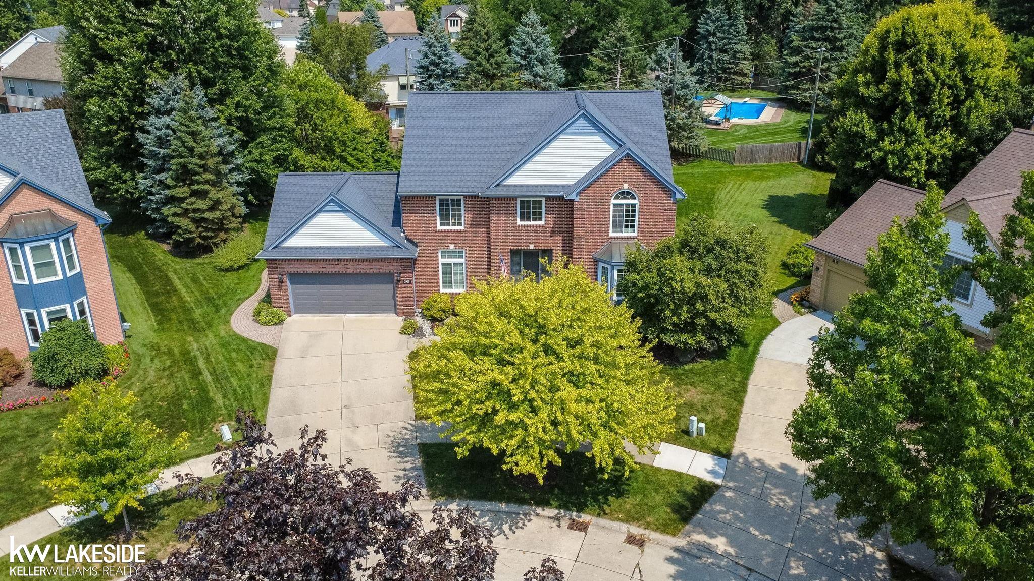 2925 Manorwood Road