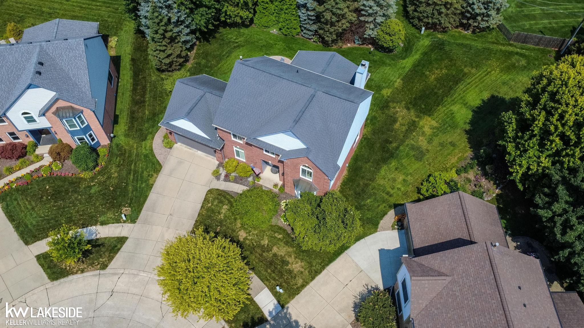 2925 Manorwood Road