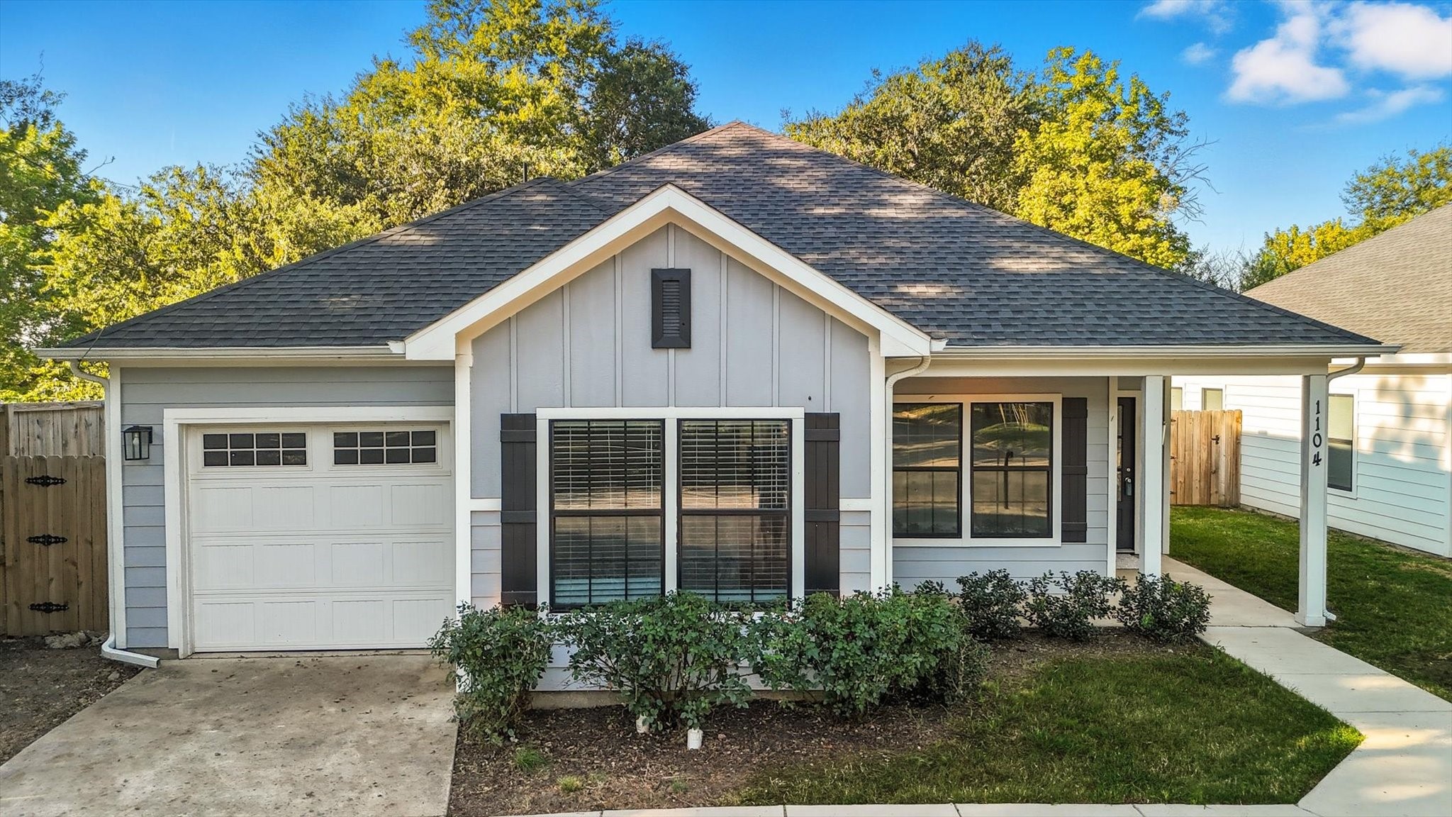 1104 E Jefferson Street