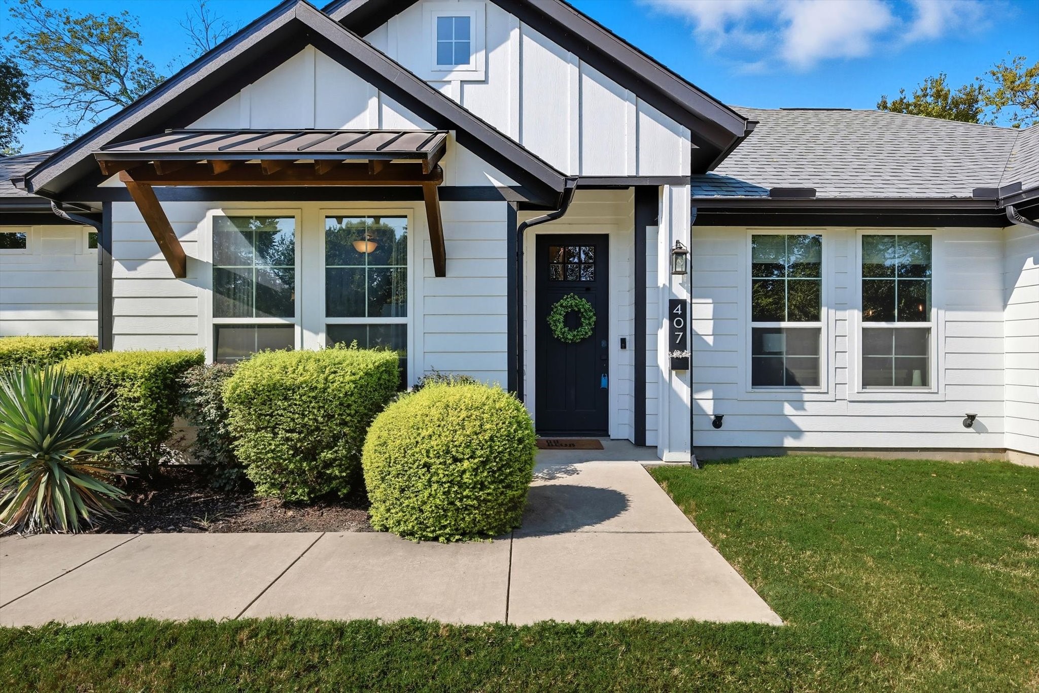407 W Light Street
