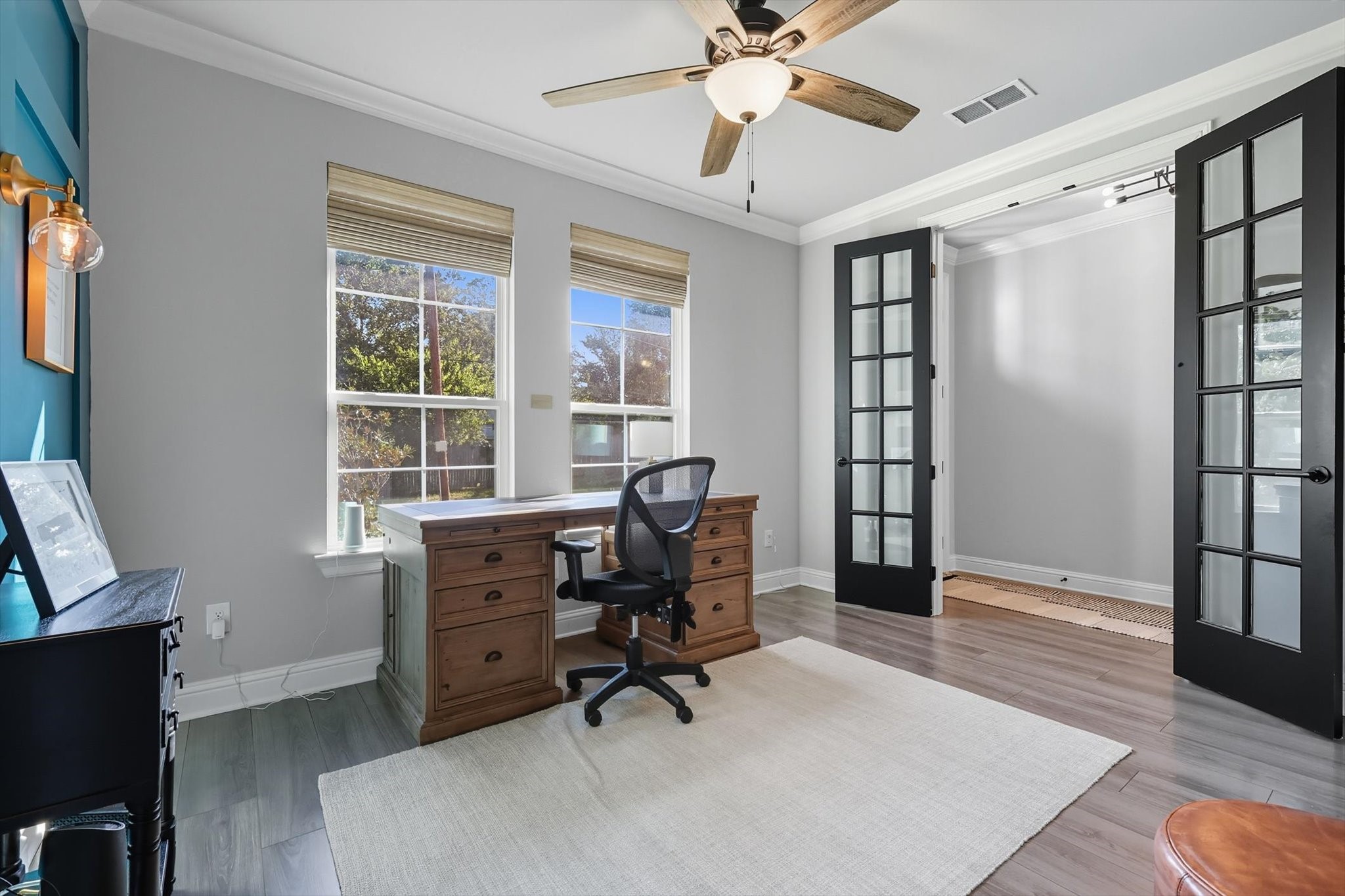407 W Light Street
