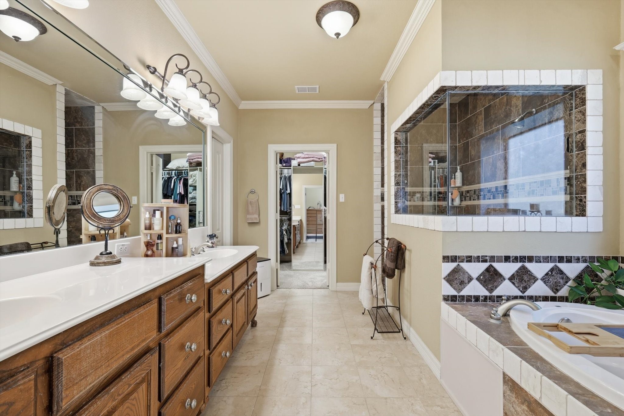 1340 Summerbrook Lane