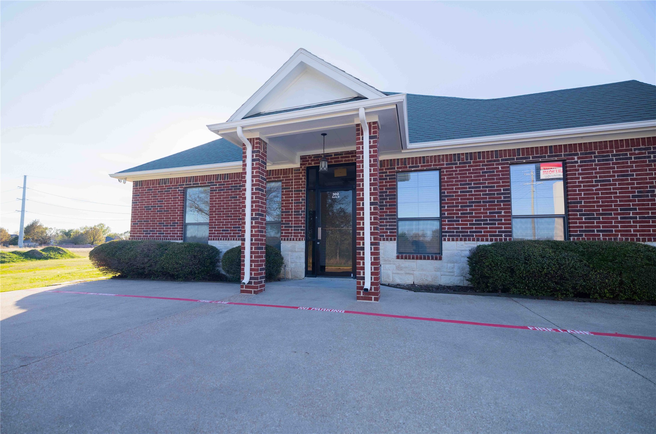 302 E Ovilla Road Suite B