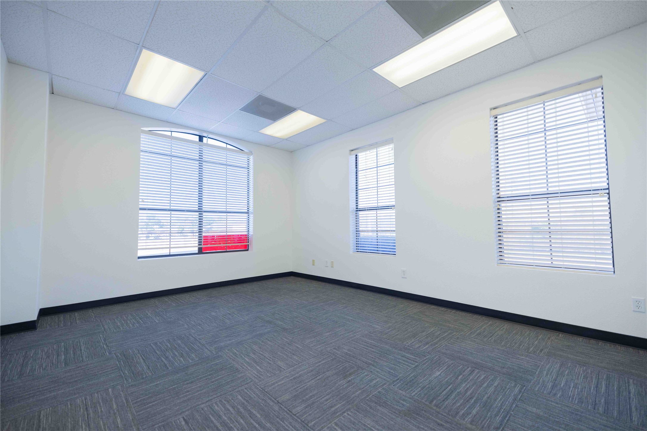 302 E Ovilla Road Suite B