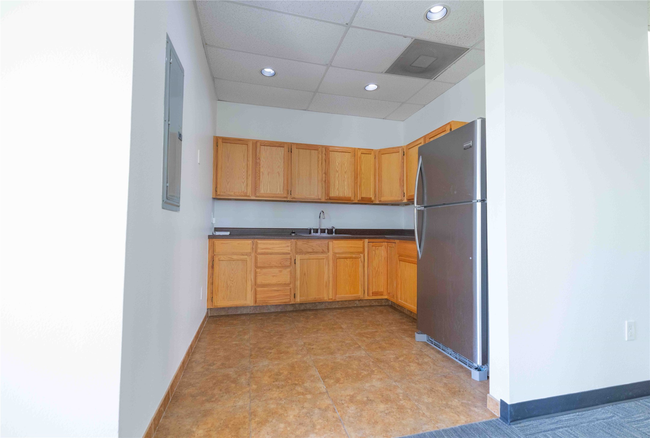 302 E Ovilla Road Suite B