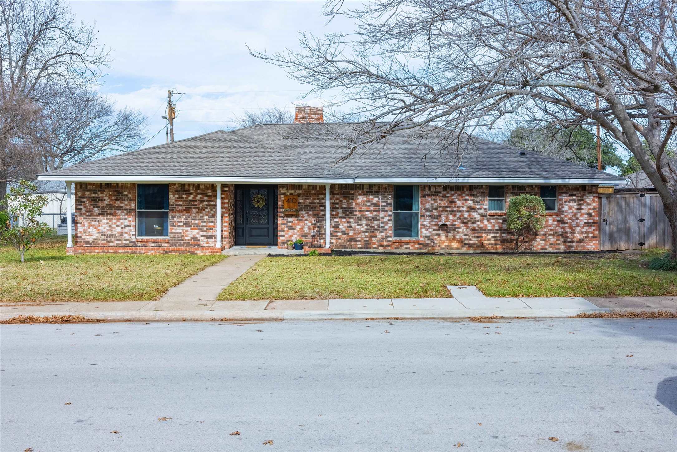 410 Hillcrest Drive