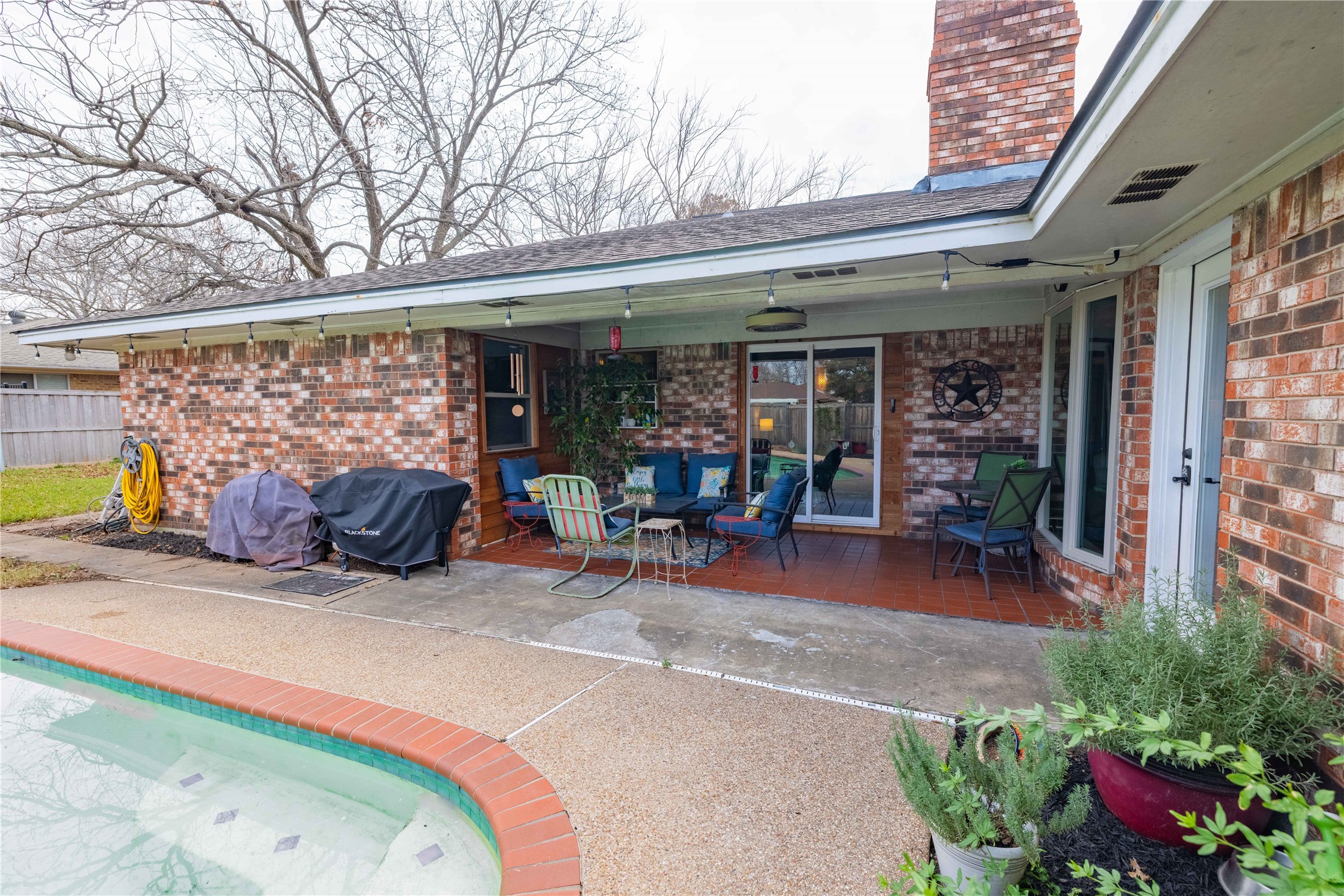 410 Hillcrest Drive