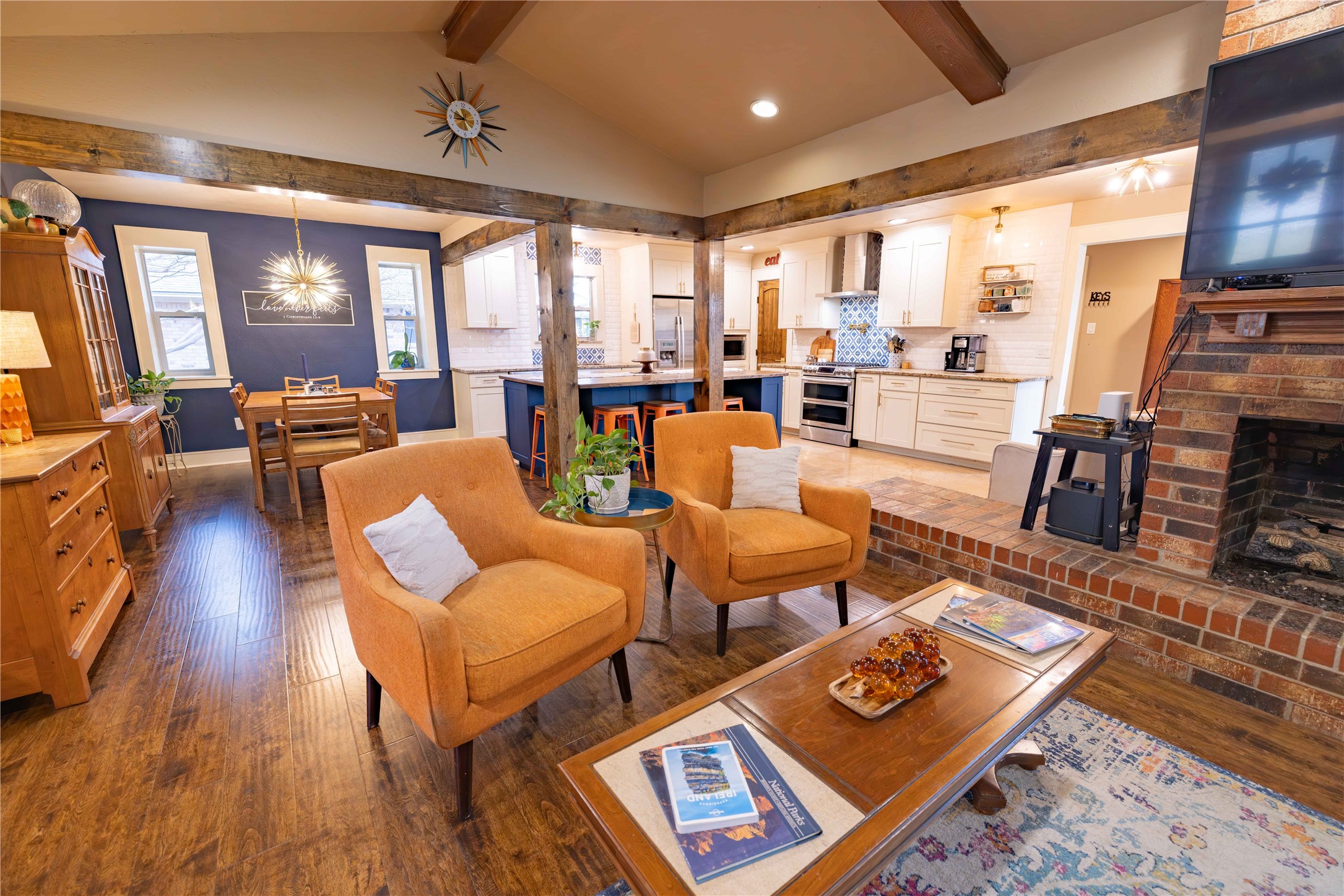 410 Hillcrest Drive