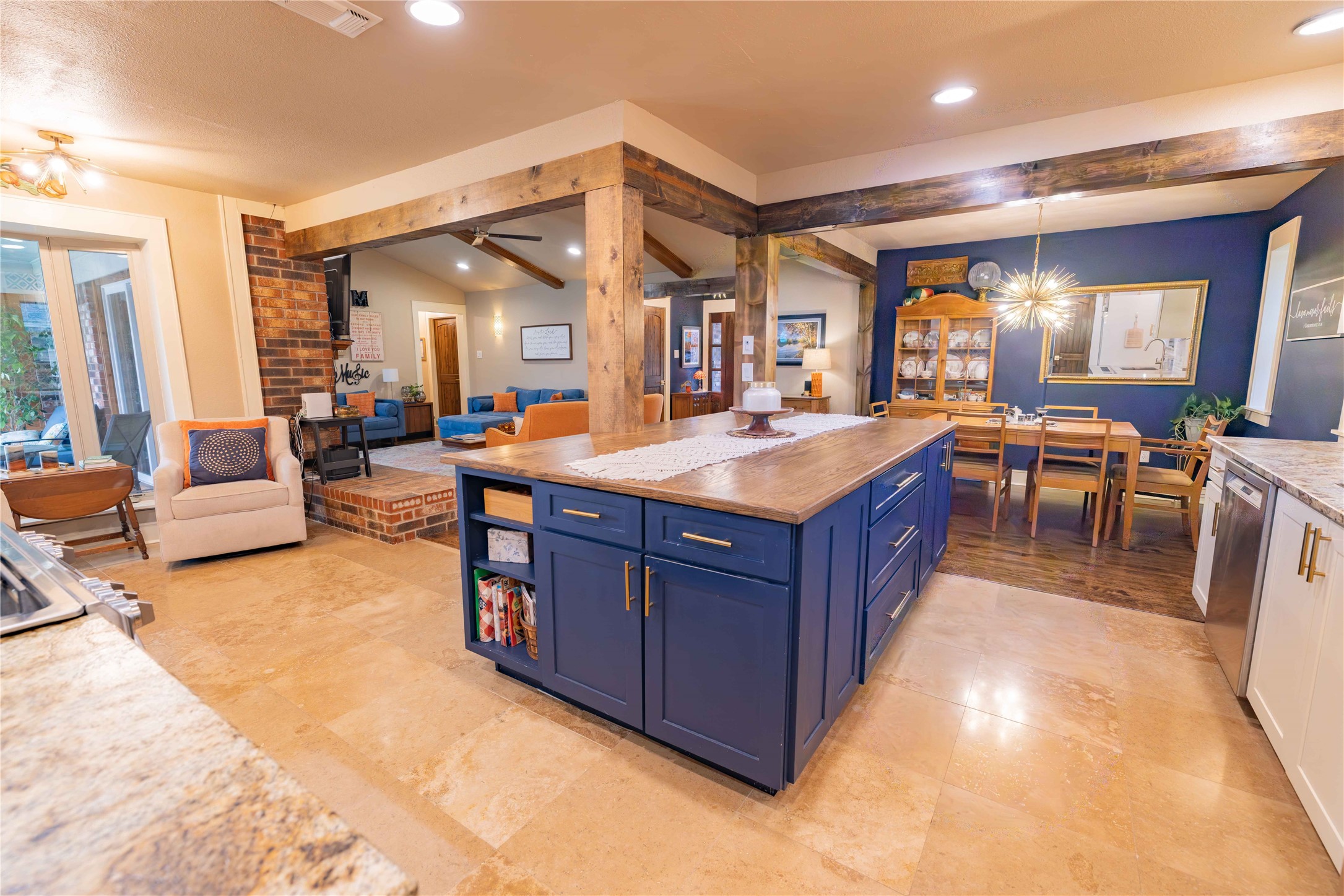 410 Hillcrest Drive