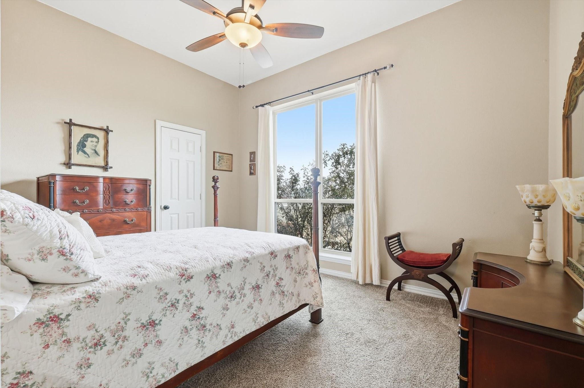 5411 Deerfield Lane