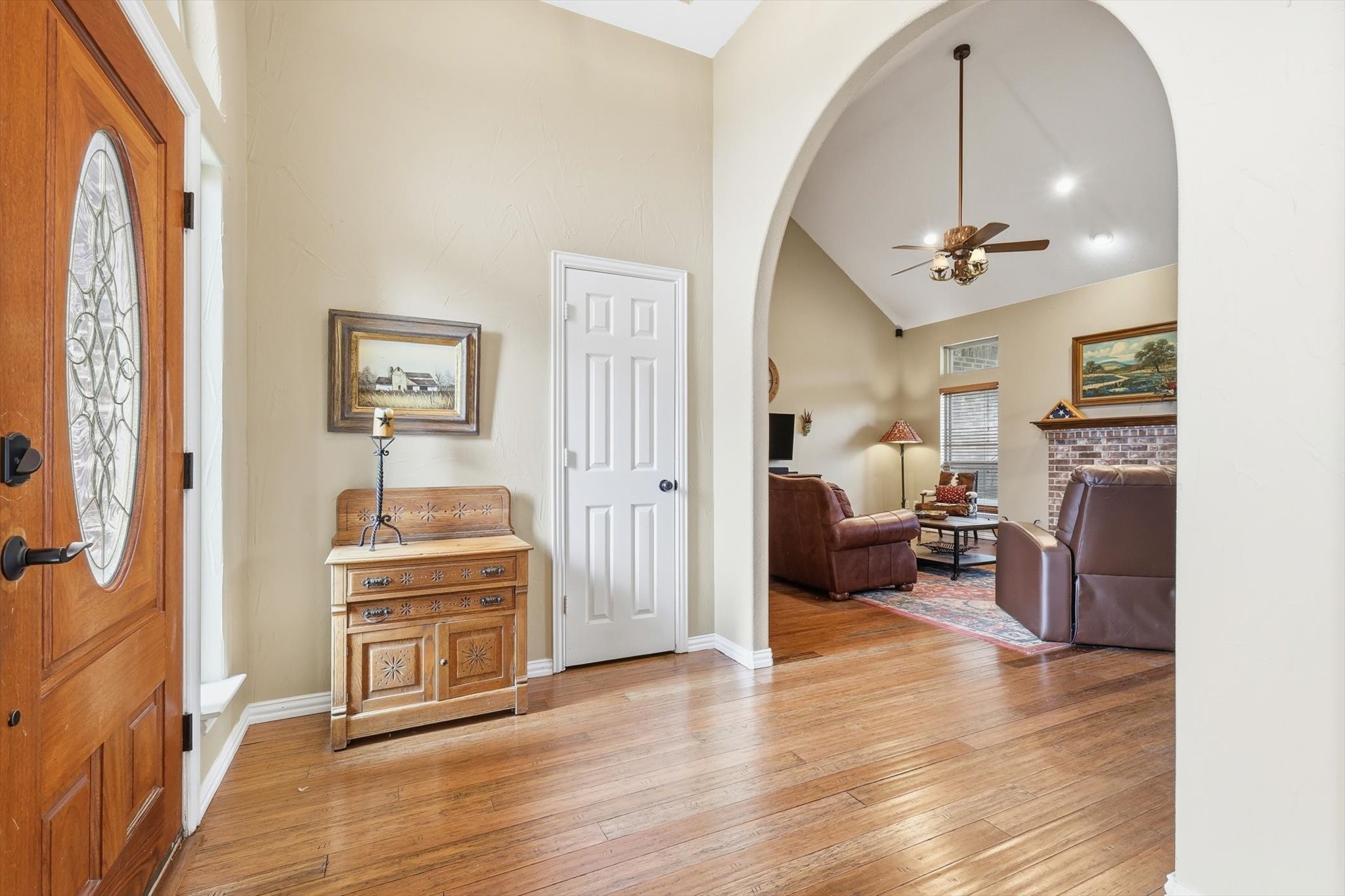 5411 Deerfield Lane