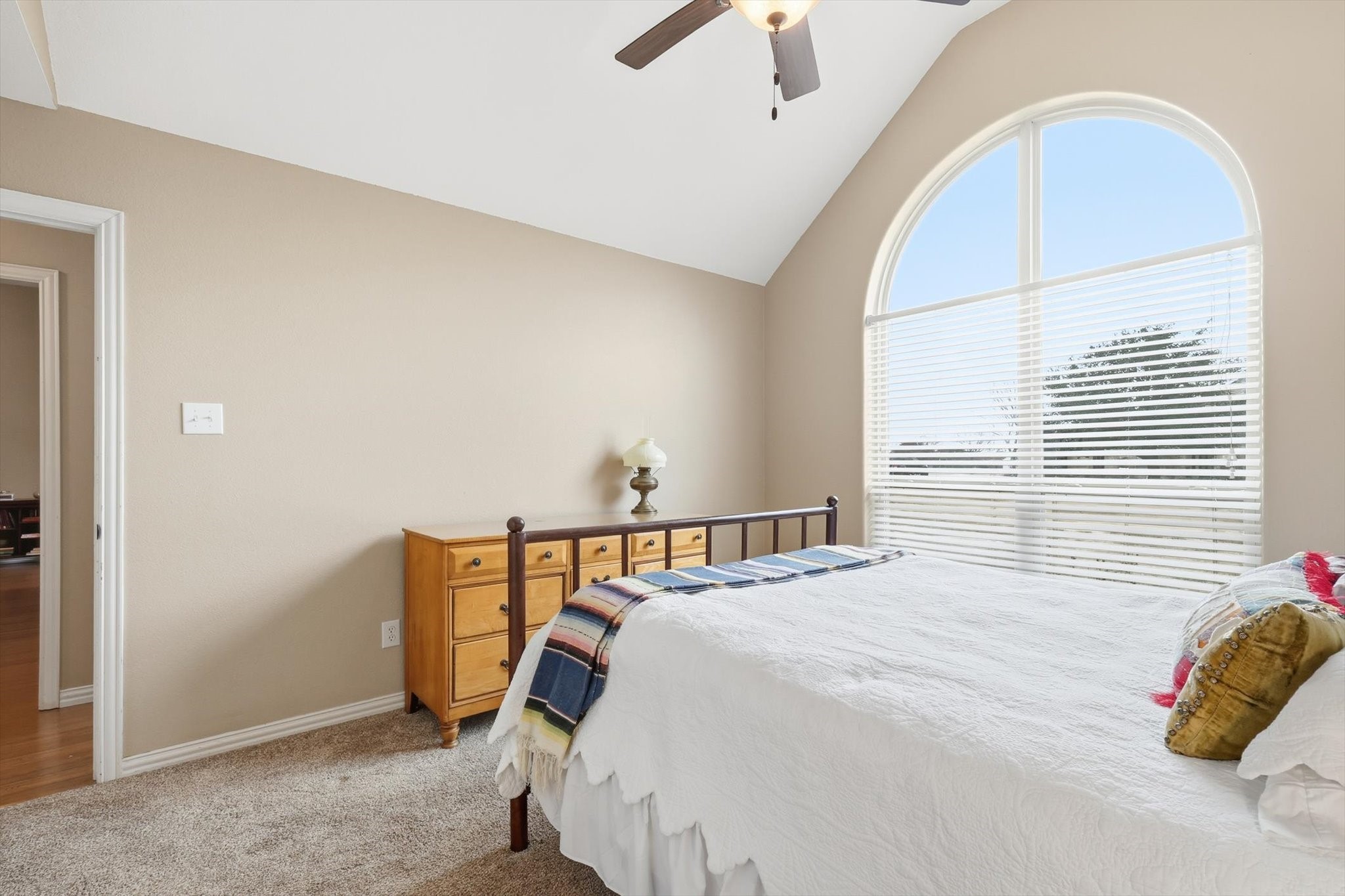 5411 Deerfield Lane