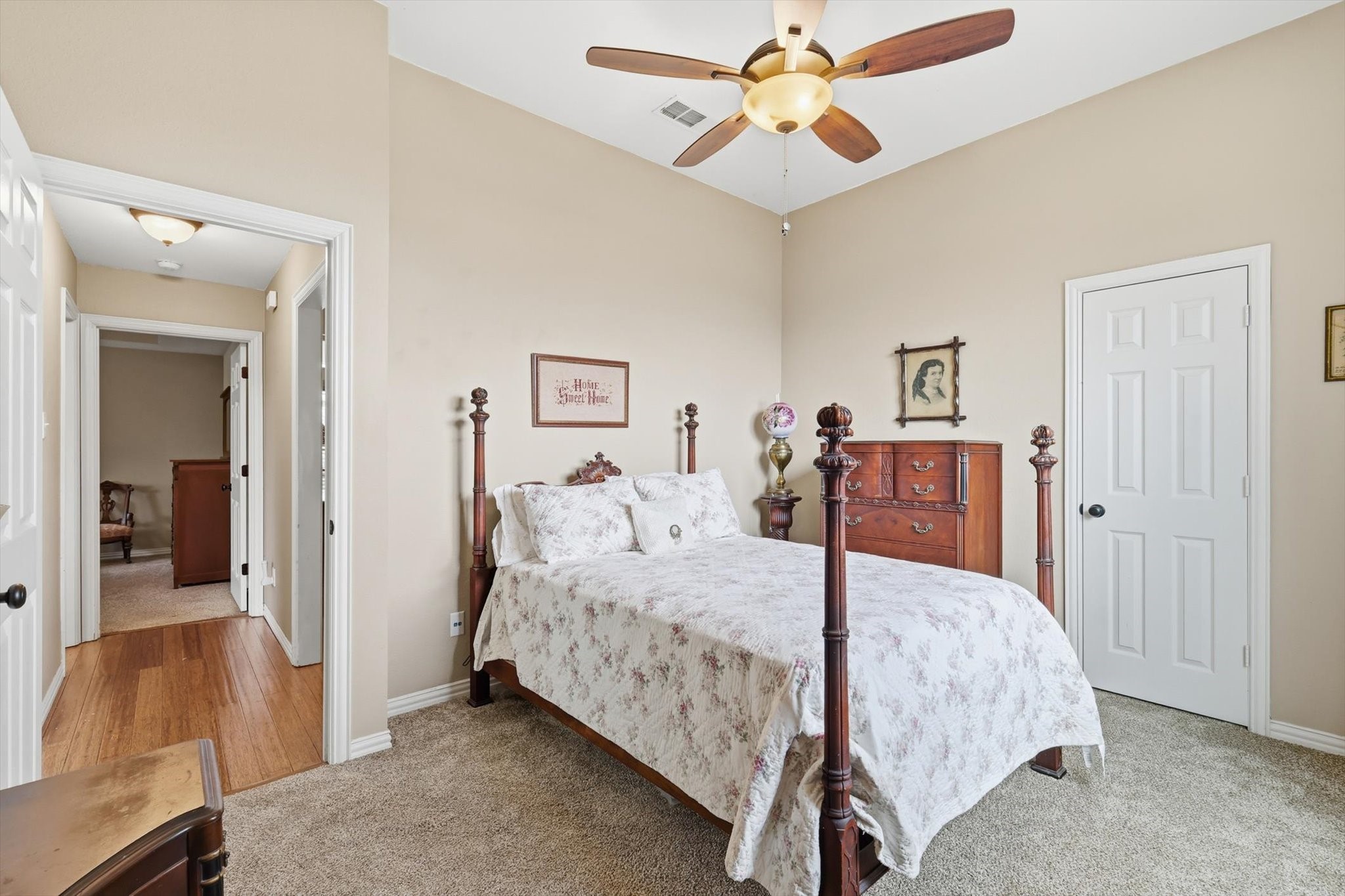5411 Deerfield Lane