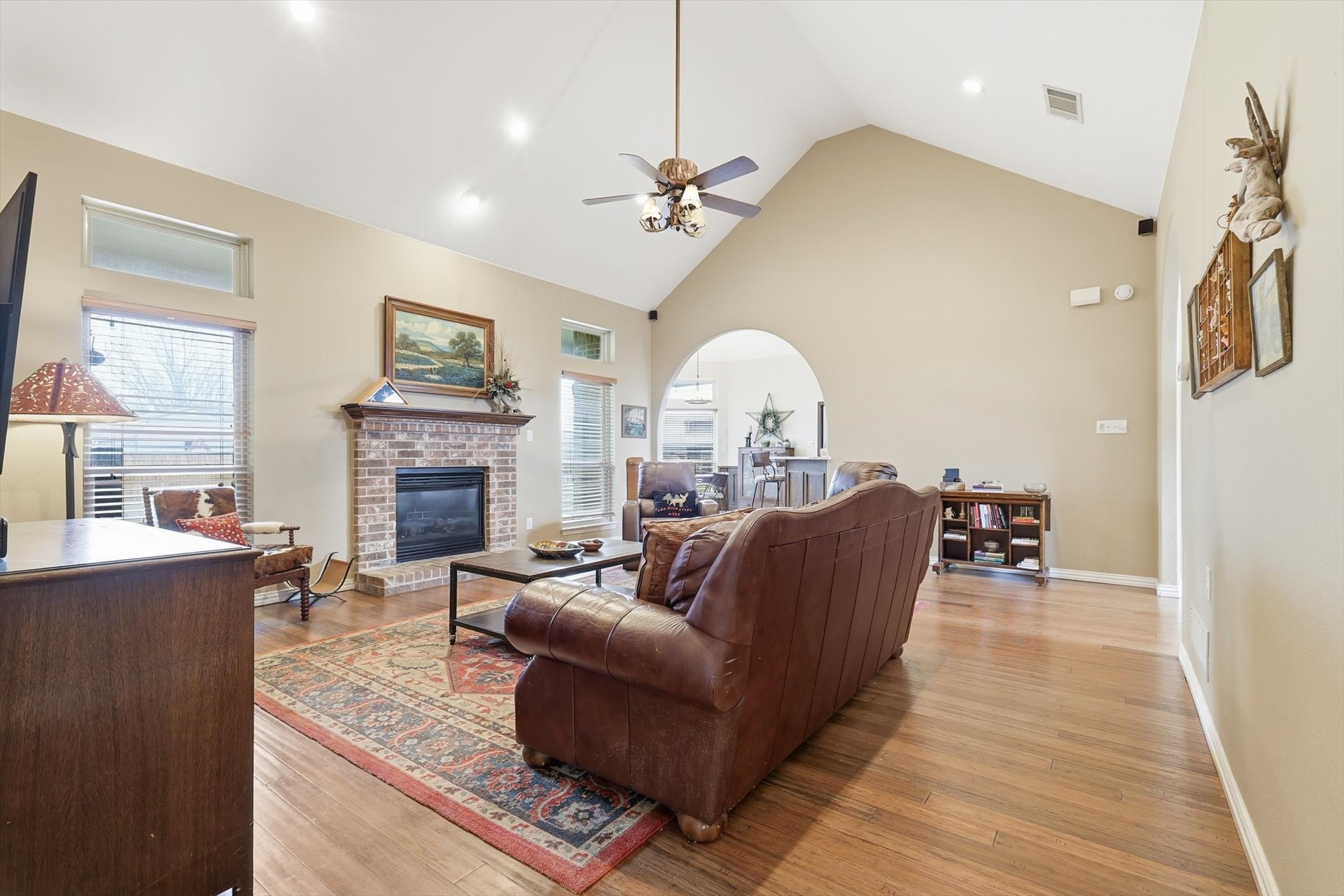5411 Deerfield Lane