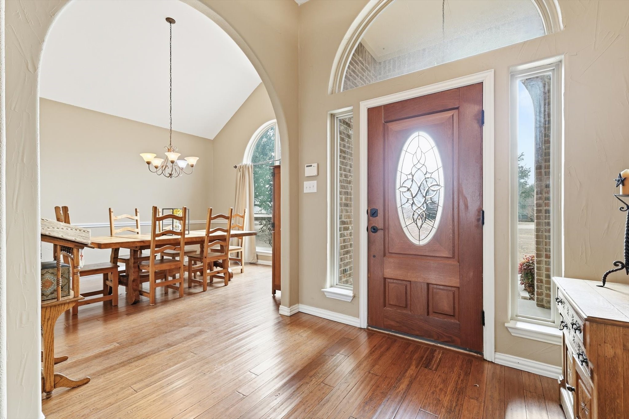 5411 Deerfield Lane