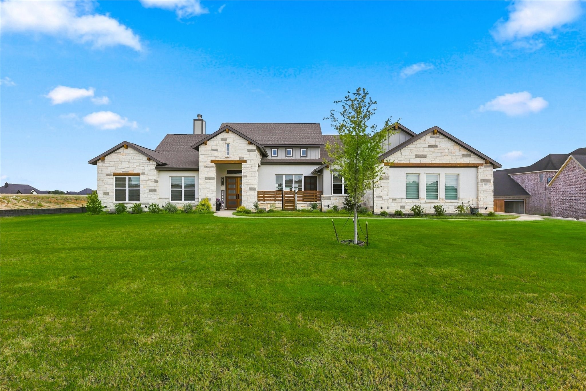 1020 Hartson Way