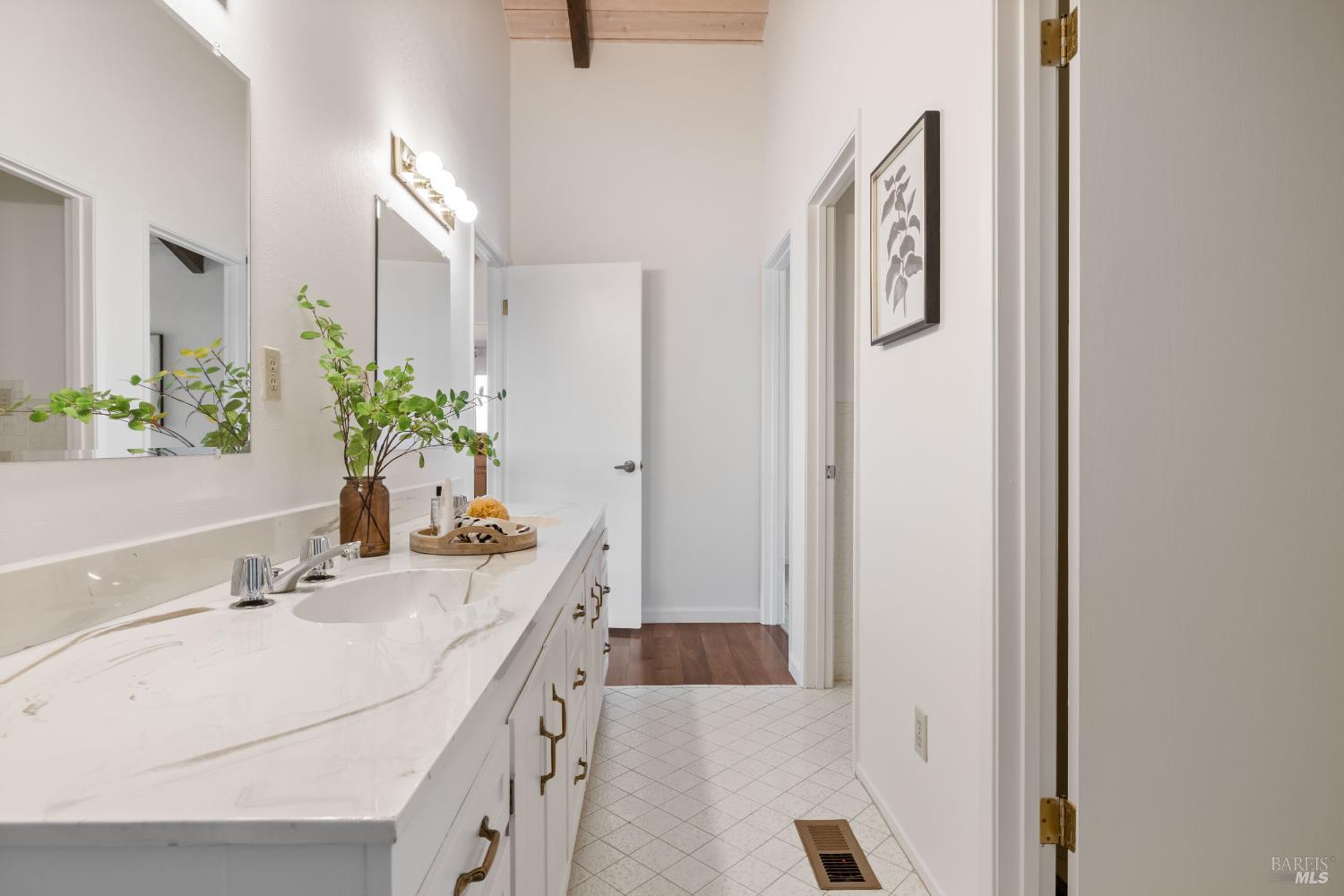 118 Suncrest Hill Dr