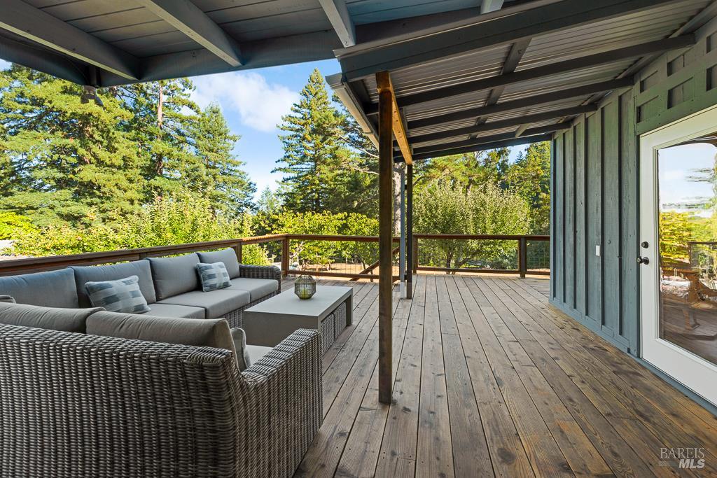 17197 Fitzpatrick Ln