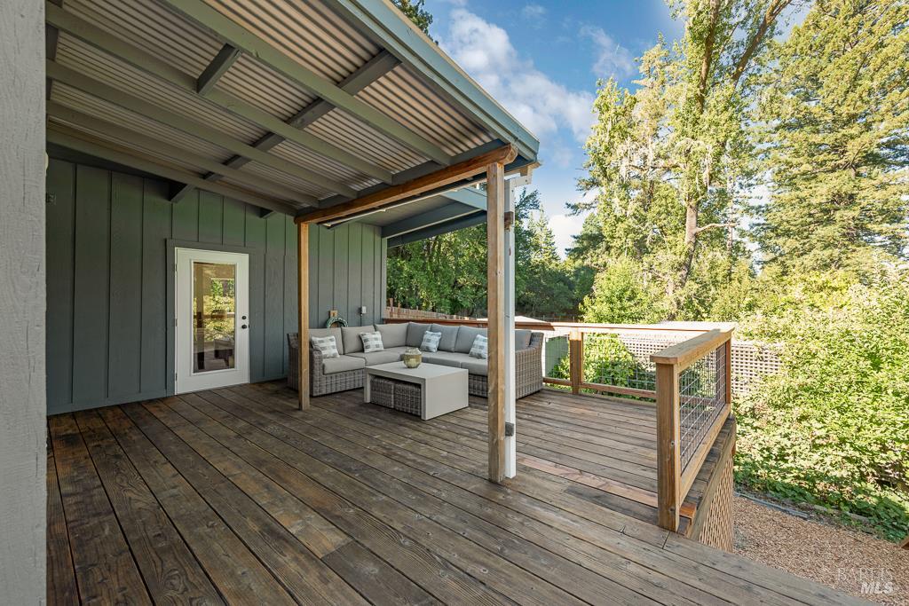 17197 Fitzpatrick Ln