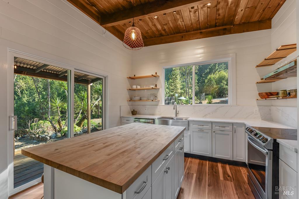 17197 Fitzpatrick Ln