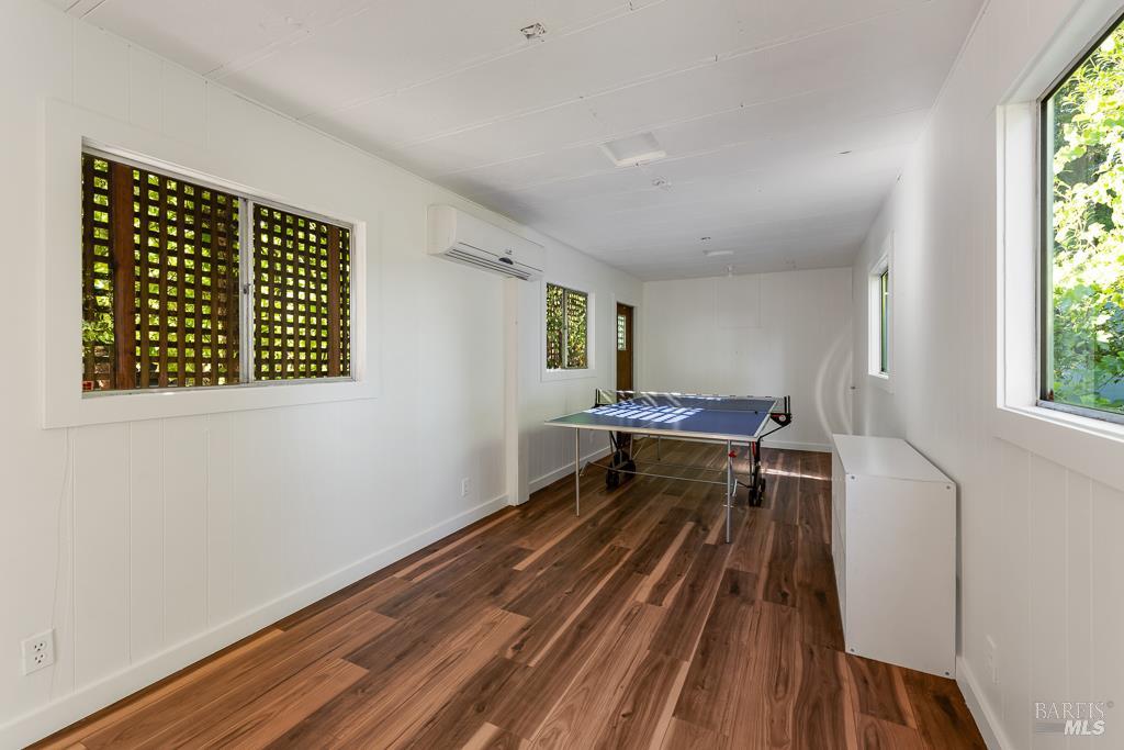 17197 Fitzpatrick Ln