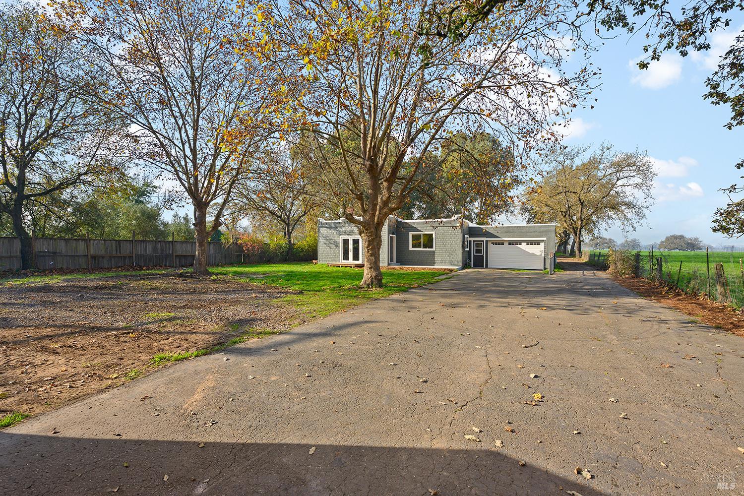 1979 Ludwig Avenue