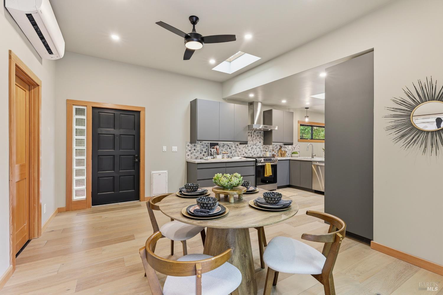 5830 Cuneo Court