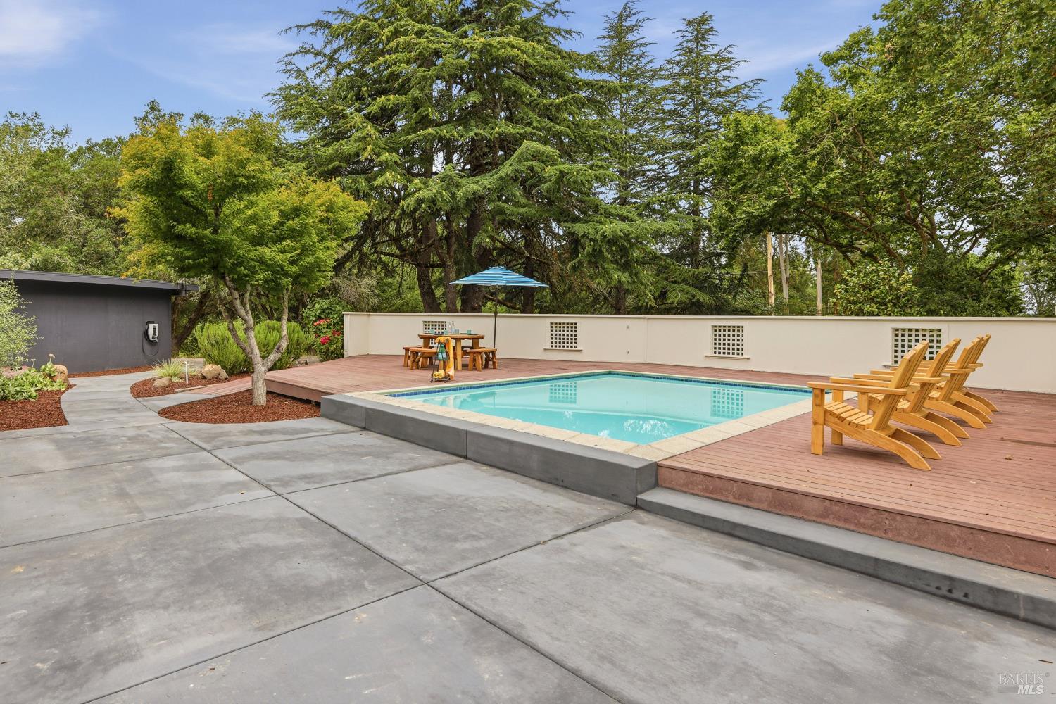 5830 Cuneo Court