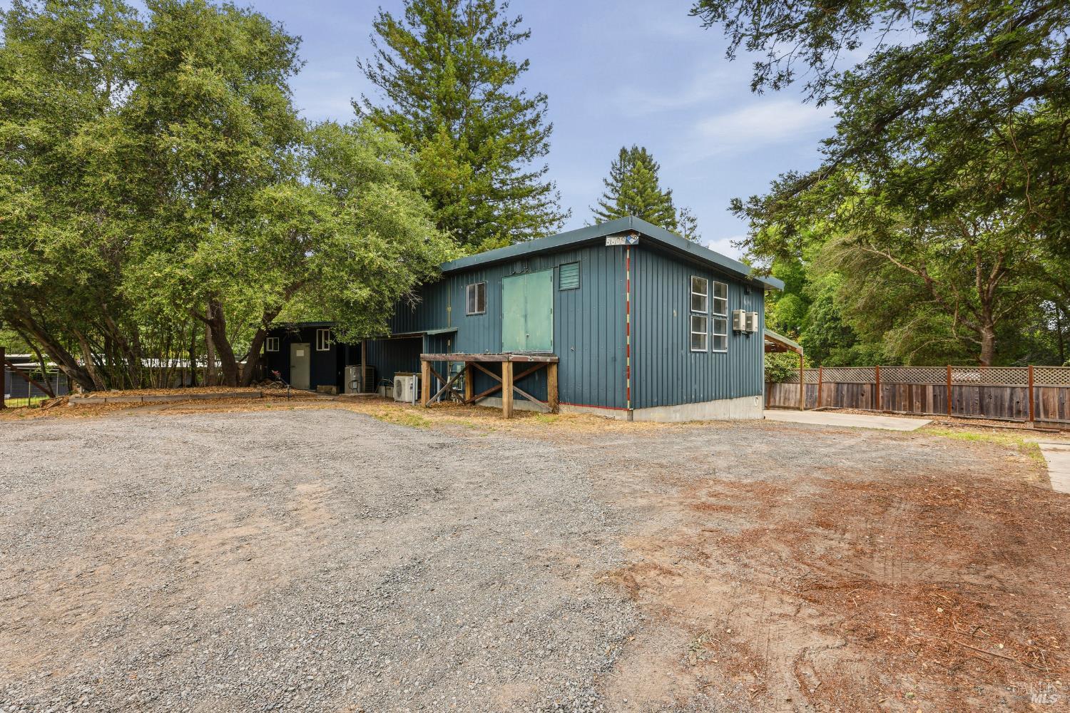 5830 Cuneo Court