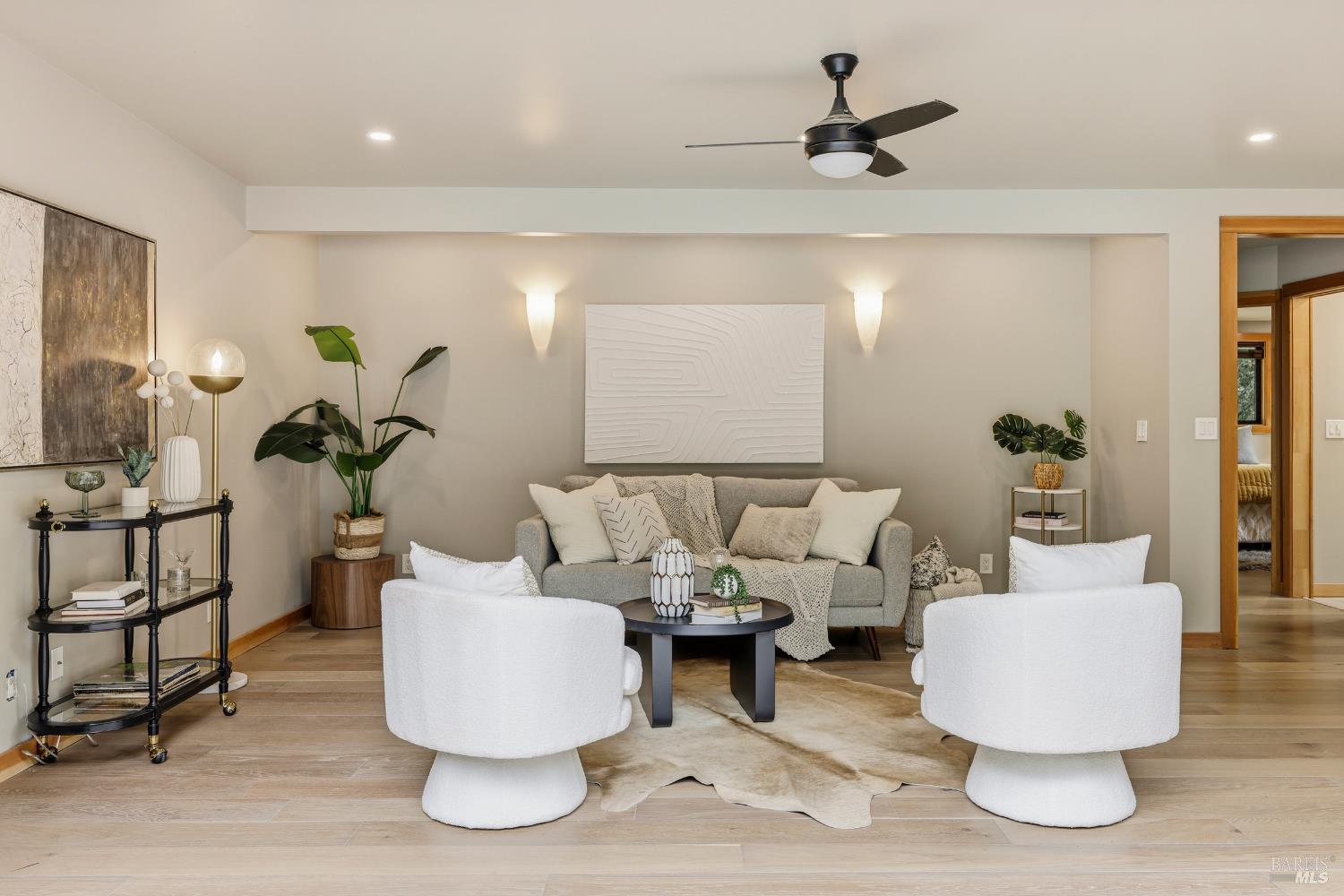 5830 Cuneo Court