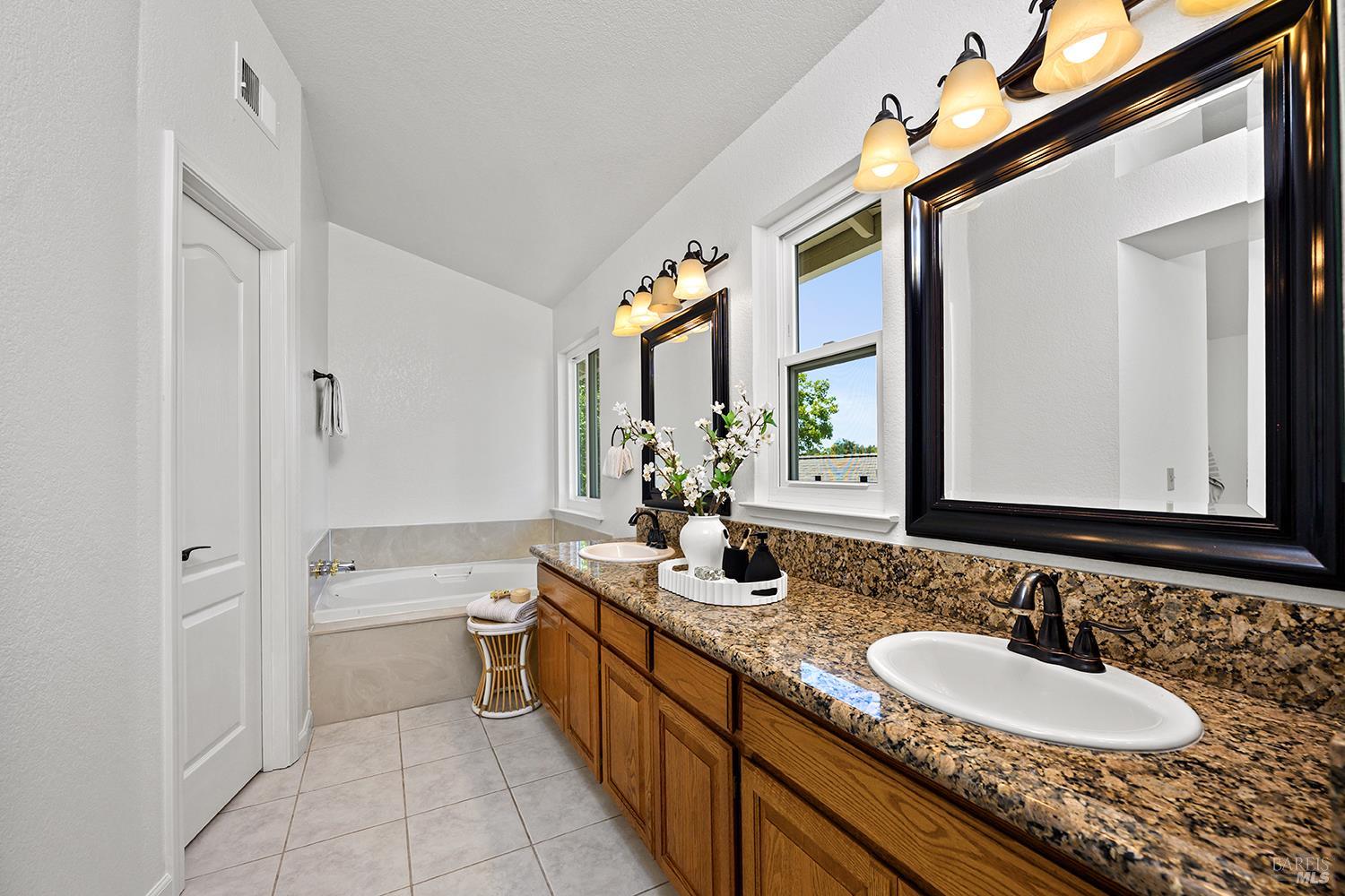5 Starling Drive