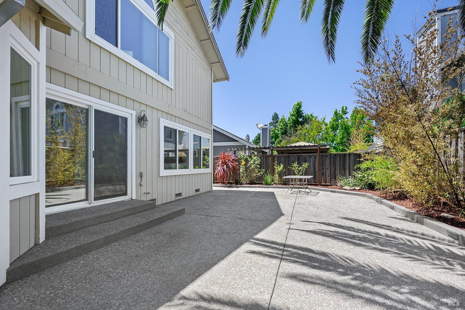 5 Starling Drive
