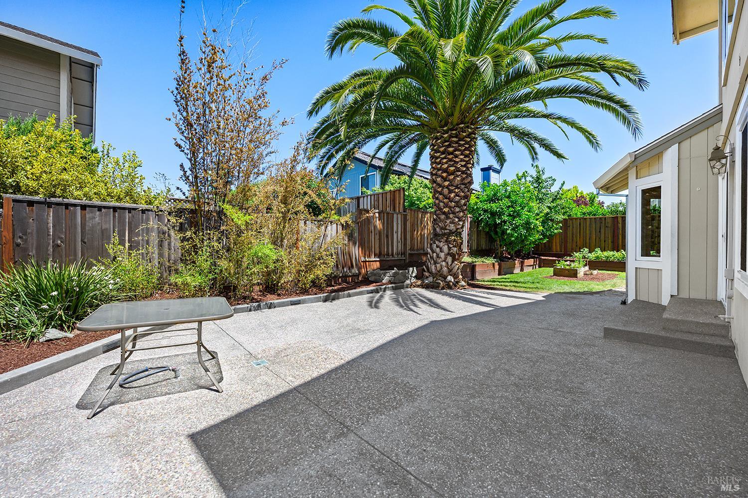 5 Starling Drive