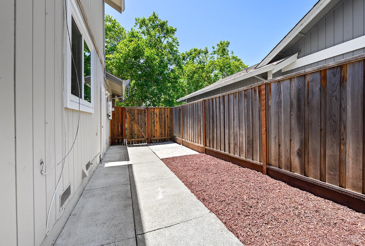 5 Starling Drive