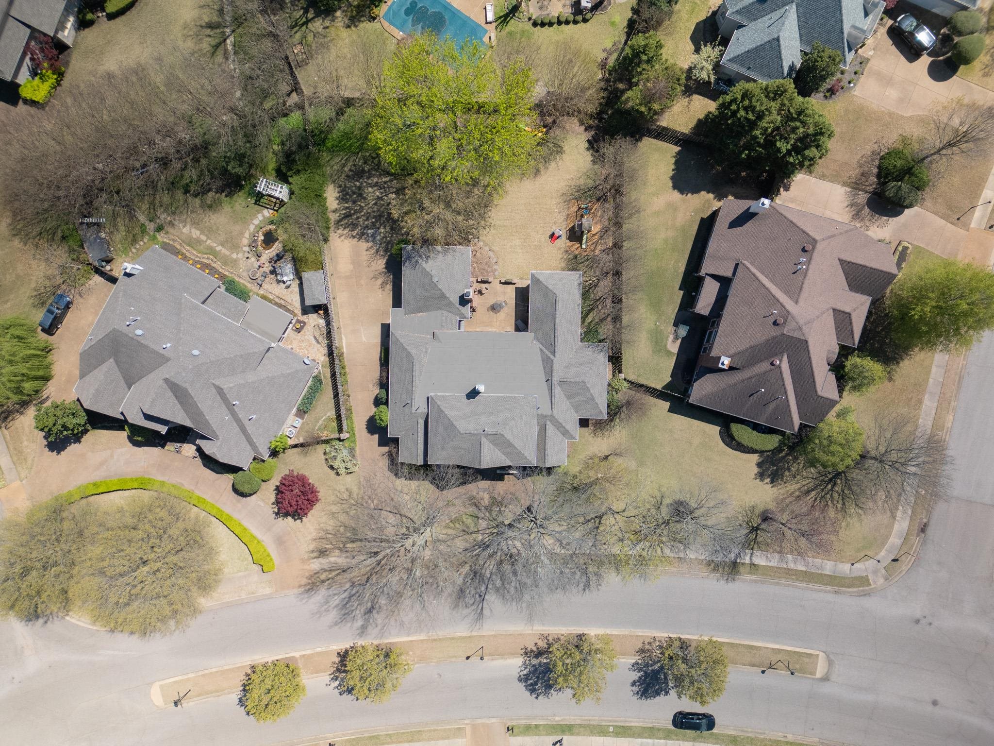 1911 ALMADALE FARMS PKY