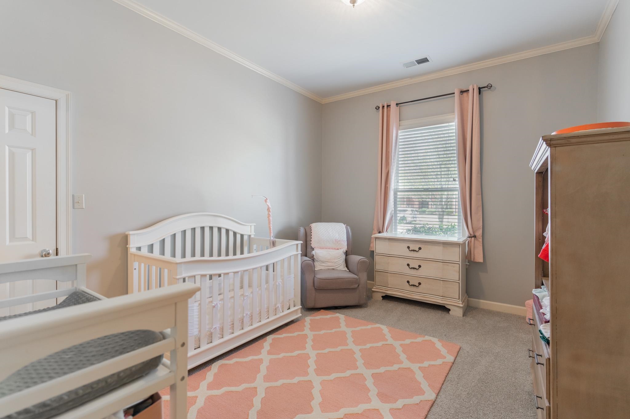 1911 ALMADALE FARMS PKY